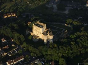 Vue aérienne du château des Comtes du Perche