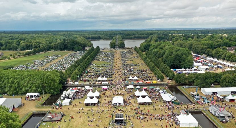 Vue aérienne du parc du château de La Ferté-Vidame dans le Perche