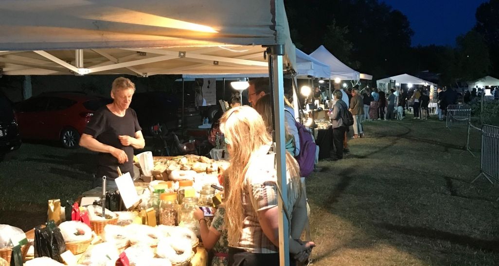 Photo du marché nocturne de Senonches 